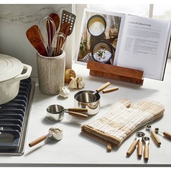 hearth and hand magnolia Oven MIT - Picture 2 of 6